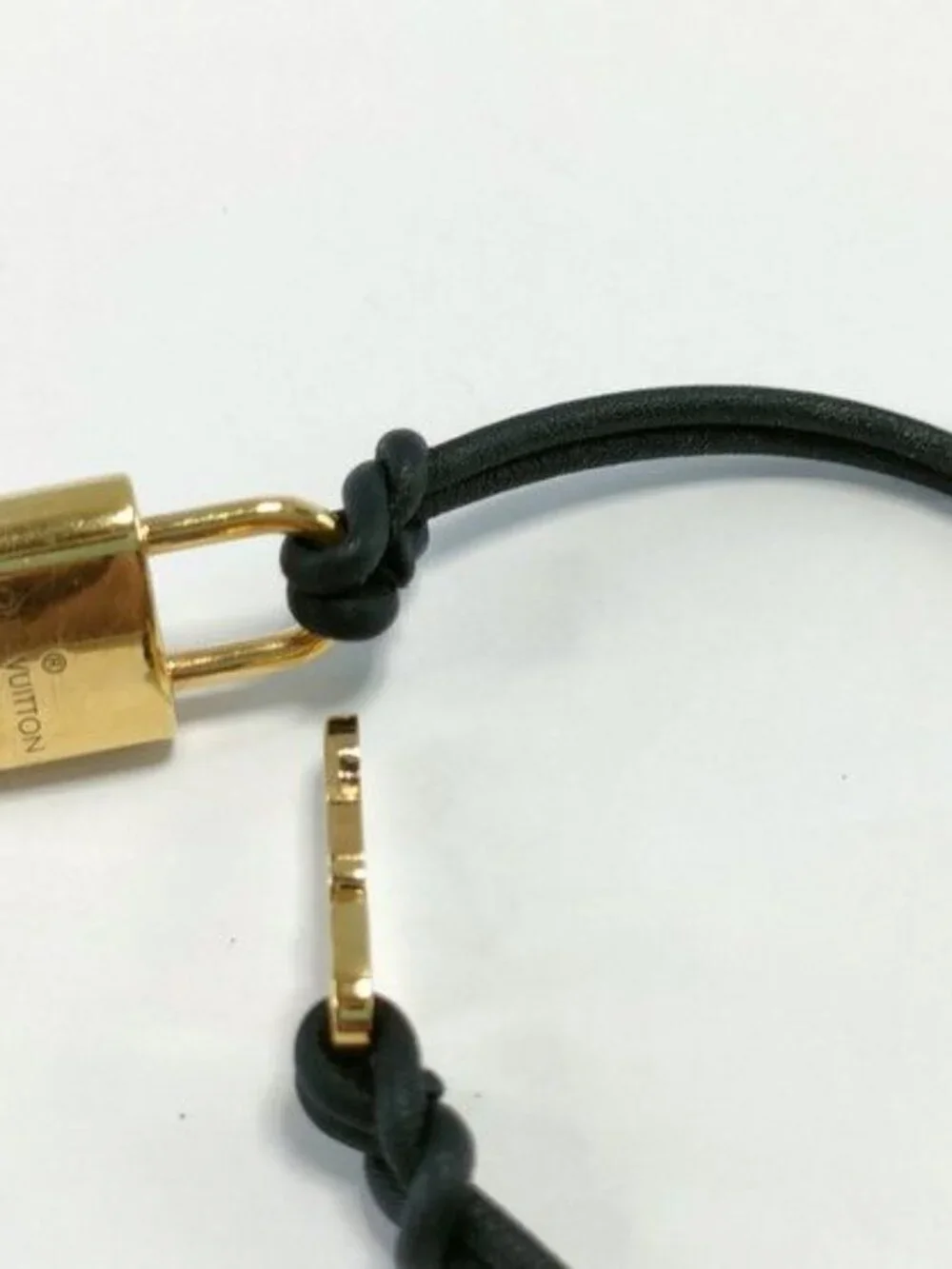 Louis Vuitton Bracelet LV Padlock Gold Black Leather Metal - Picture 5 of 10